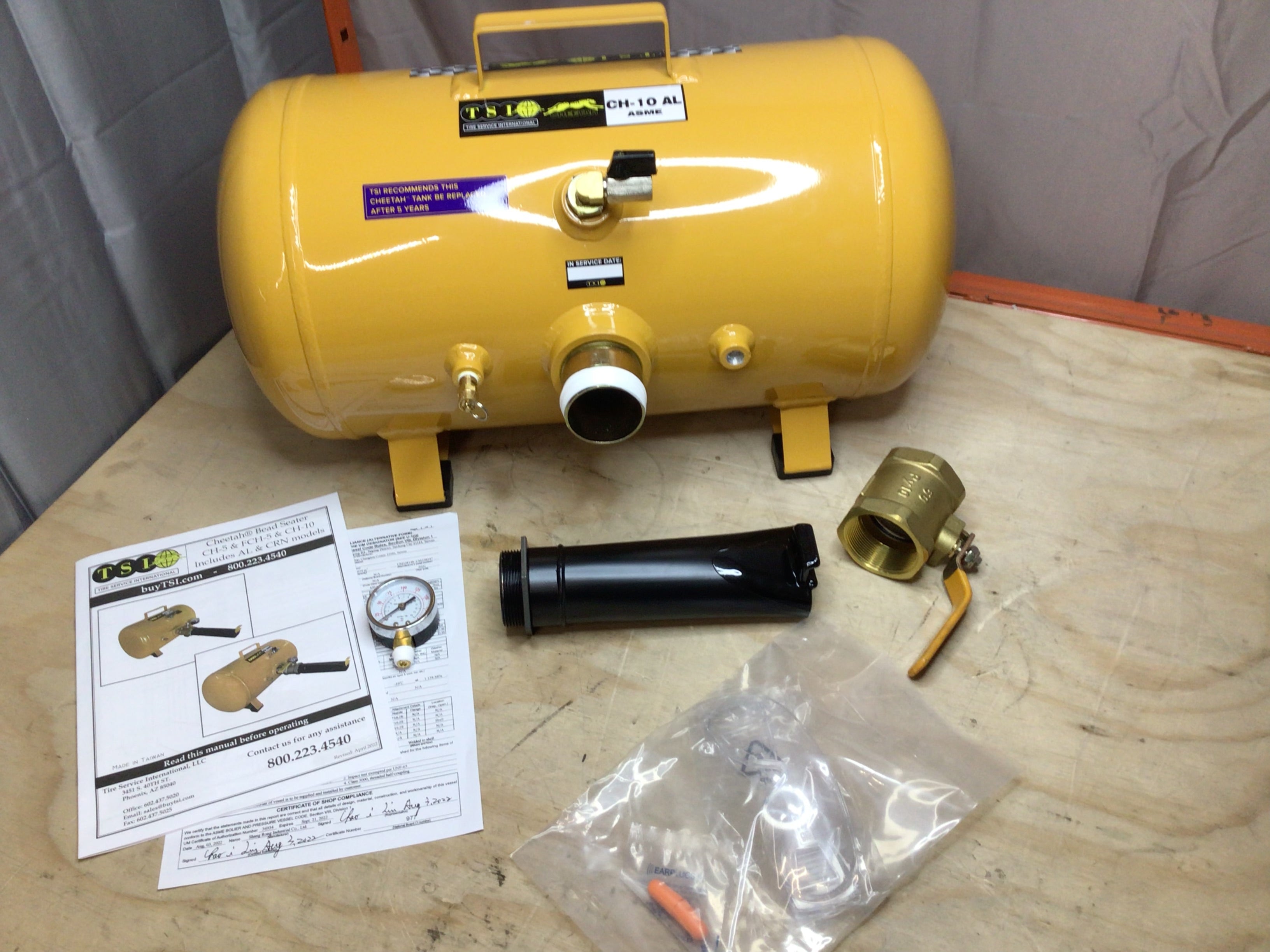 TSI CH-10 AL Cheetah Bead Seater with 10 Gallon Aluminum Tank **OPEN BOX** (8132142858478)